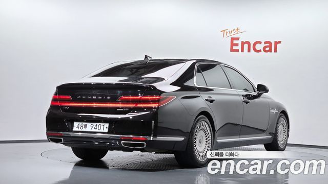 Genesis G90 2019 — photo 2