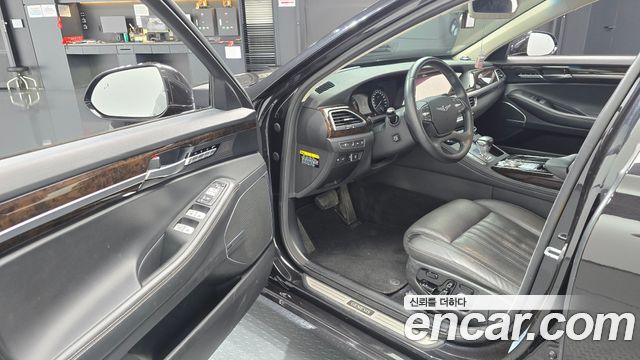 Genesis G90 2019 — photo 13