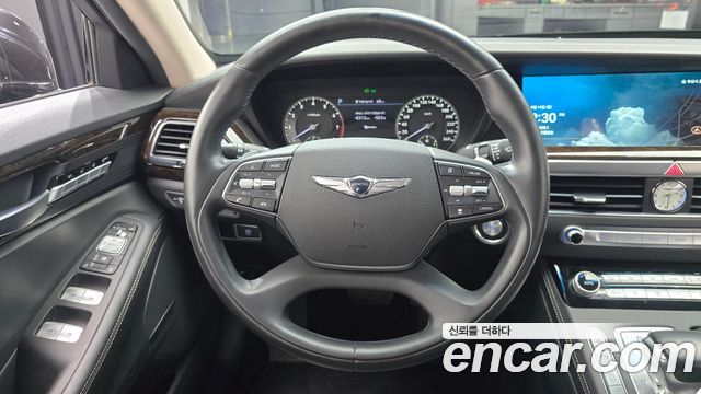 Genesis G90 2019 — photo 19