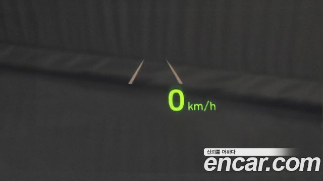 Genesis G90 2019 — photo 25