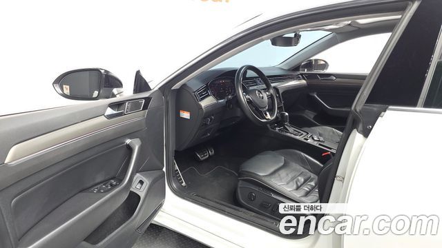 Volkswagen Arteon 2019 — photo 10