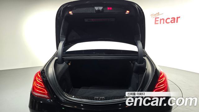 Mercedes-Benz S-Class 2016 — photo 18