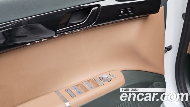 Hyundai Grandeur 2023 — photo 28