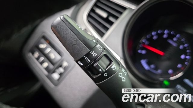 Kia K9 2014 — photo 33