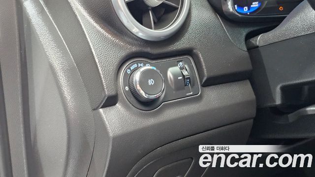 Chevrolet Korea Trax 2015 — photo 22