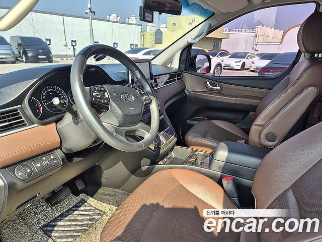 Hyundai Starex 2019 — photo 8