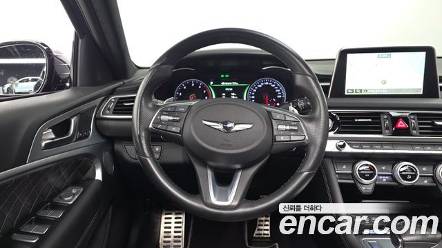 Genesis G70 2018 — photo 18