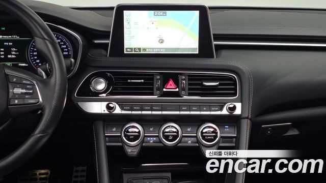 Genesis G70 2018 — photo 19