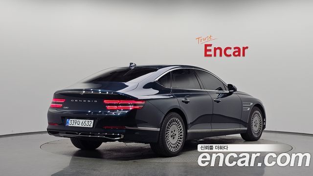 Genesis G80 2022 — photo 2