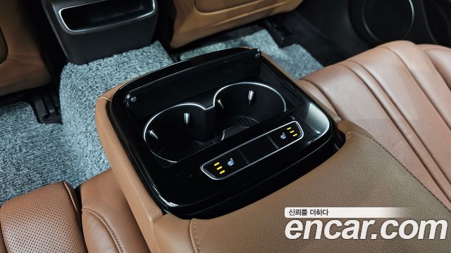 Genesis G80 2022 — photo 25