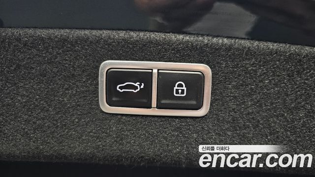 Genesis G80 2022 — photo 26