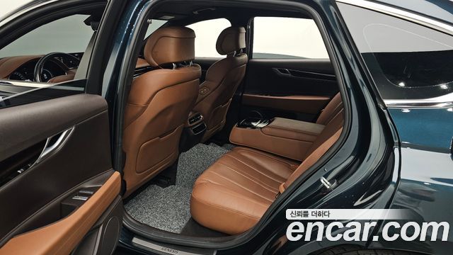 Genesis G80 2022 — photo 16