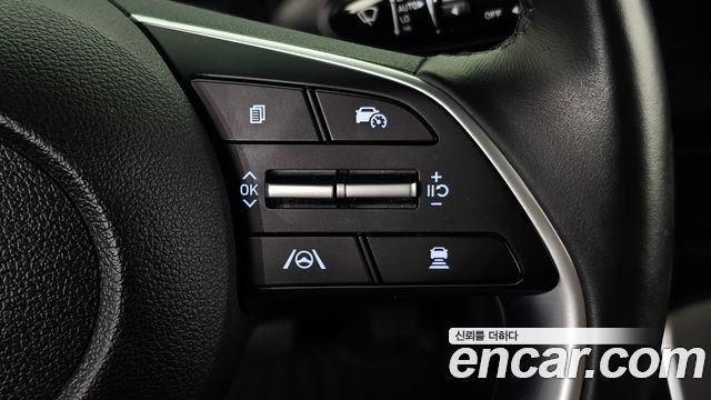 Hyundai Staria 2025 — photo 23