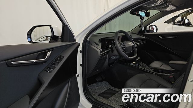 Kia Niro 2027 — photo 13