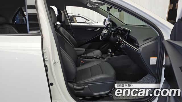 Kia Niro 2027 — photo 17