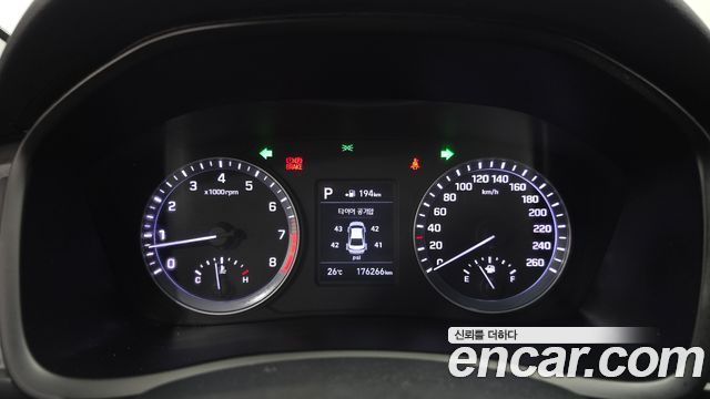 Hyundai Sonata 2018 — photo 11