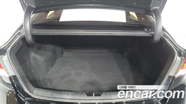 Hyundai Sonata 2018 — photo 33