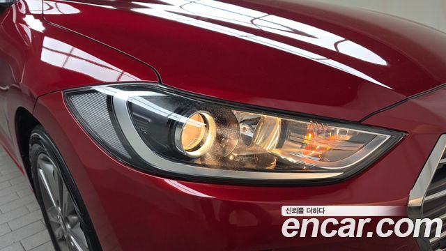 Hyundai AVANTE 2016 — photo 8