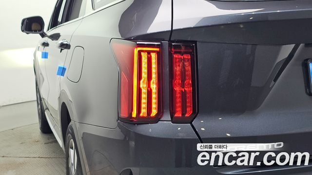 Kia Sorento 2023 — photo 9