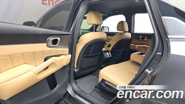 Kia Sorento 2023 — photo 16