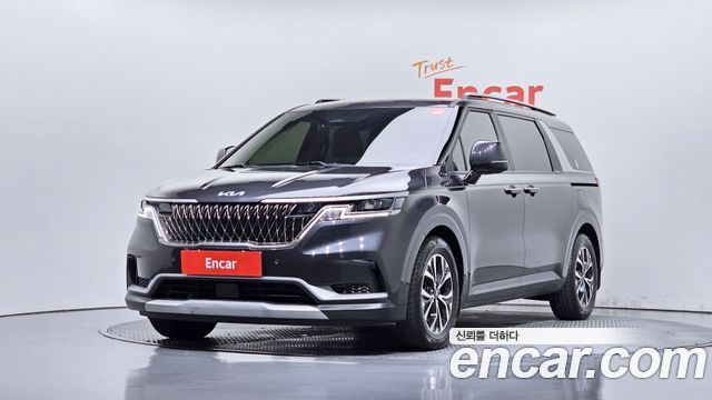 Kia Canival 2022 — photo 1