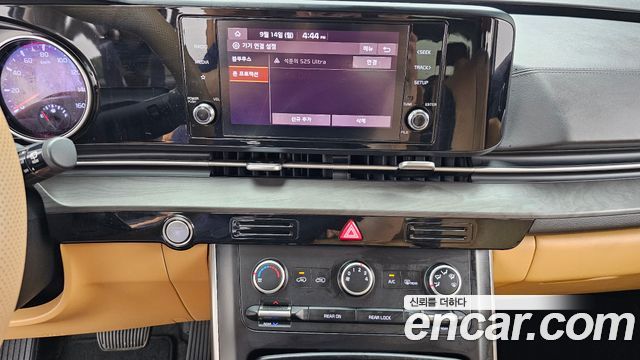 Kia Canival 2022 — photo 20