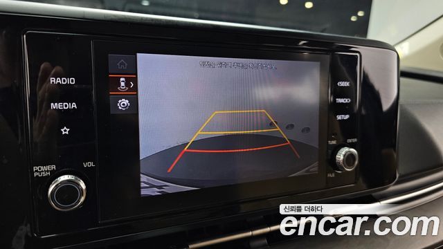 Kia Canival 2022 — photo 21