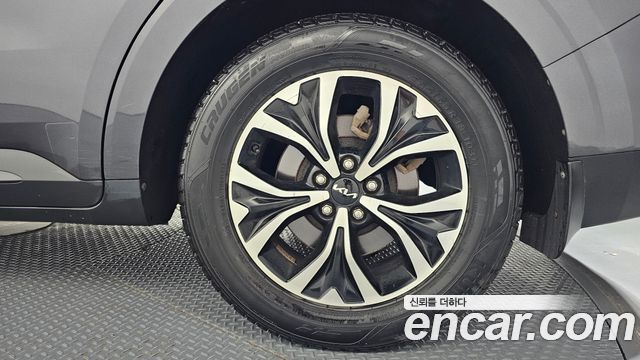 Kia Canival 2022 — photo 7