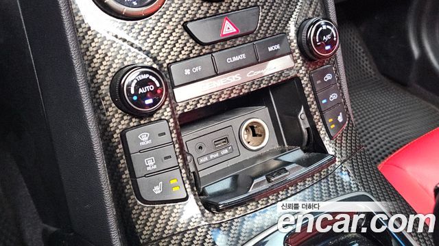 Hyundai Genesis 2012 — photo 16