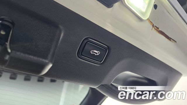 Kia EV6 2022 — photo 24