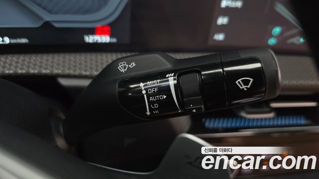 Kia EV6 2022 — photo 25