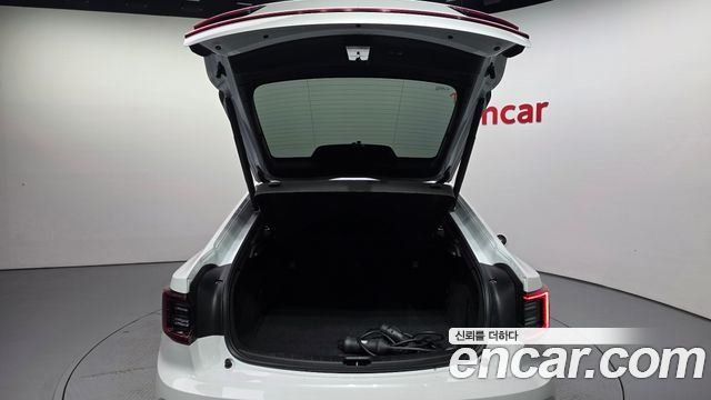 Polestar Polestar 2 2022 — photo 26
