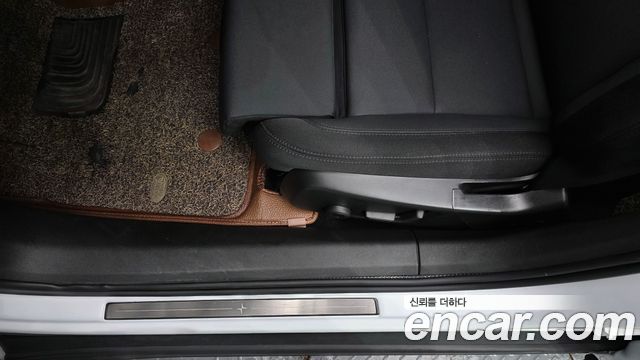 Polestar Polestar 2 2022 — photo 30