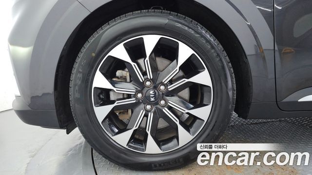 Kia Canival 2021 — photo 5