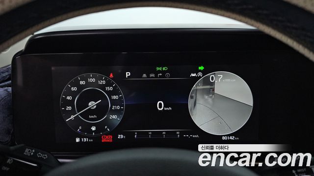 Kia Canival 2021 — photo 11