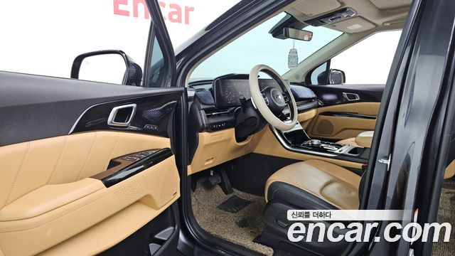Kia Canival 2021 — photo 13