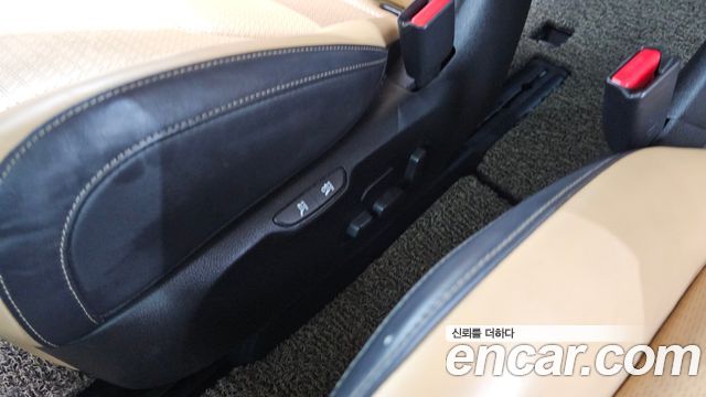 Kia Canival 2021 — photo 33