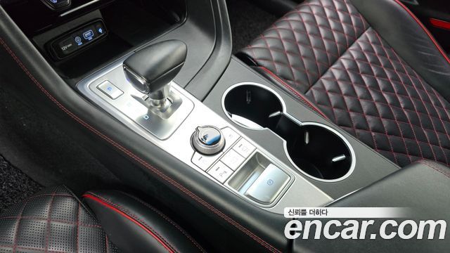 Genesis G70 2018 — photo 12