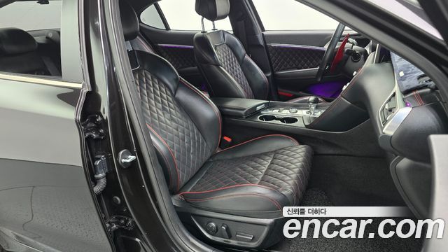 Genesis G70 2018 — photo 18