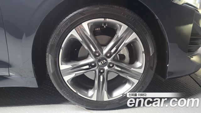 Kia K5 2020 — photo 7