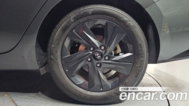 Hyundai AVANTE 2023 — photo 7