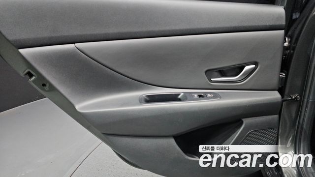 Hyundai AVANTE 2023 — photo 15