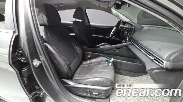 Hyundai AVANTE 2023 — photo 16