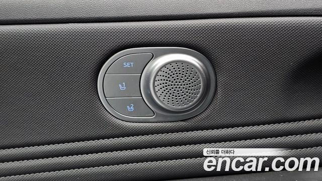 Hyundai AVANTE 2023 — photo 27
