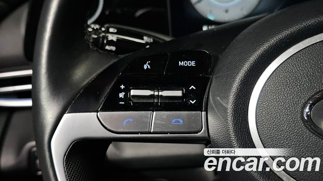 Hyundai AVANTE 2023 — photo 31