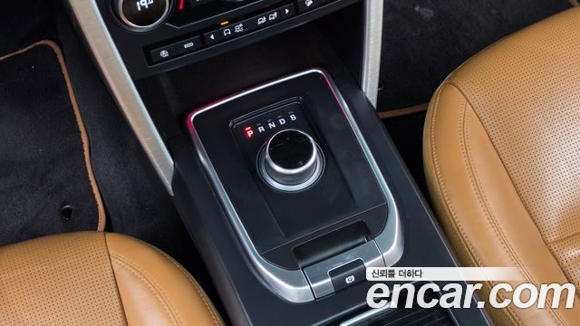 Land Rover Discovery Sport 2018 — photo 9