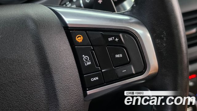 Land Rover Discovery Sport 2018 — photo 14