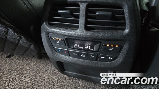 Honda Pilot 2018 — photo 32