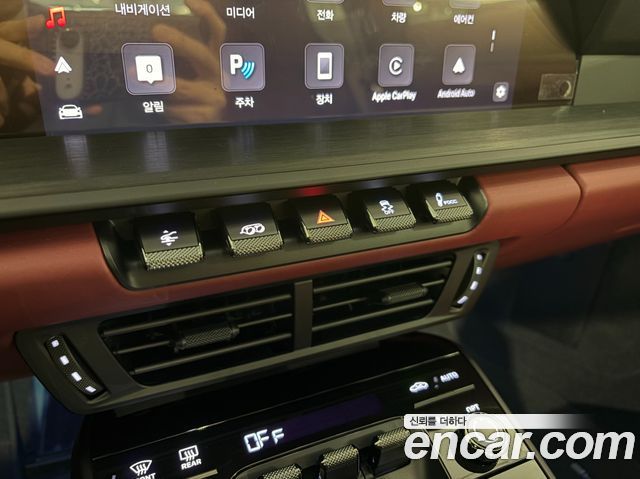 Porsche 911 2025 — photo 18