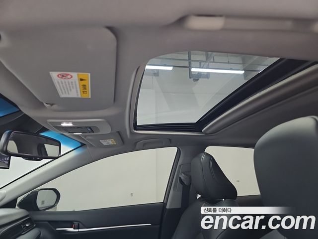 Toyota Camry 2019 — photo 14